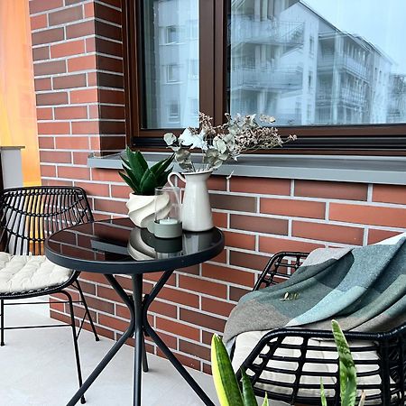 Ts Gold New Town Apartment & Free Private Parking Щецин Экстерьер фото